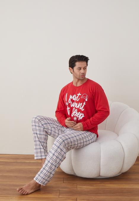 Pijama barbati Craciun , maneca lunga ,pantaloni lungi,Culoare Rosu ,Engros